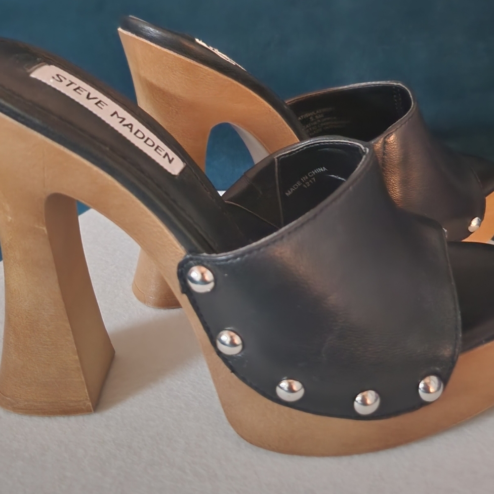 Steve Madden 5.5 Platform Wooden Sandals